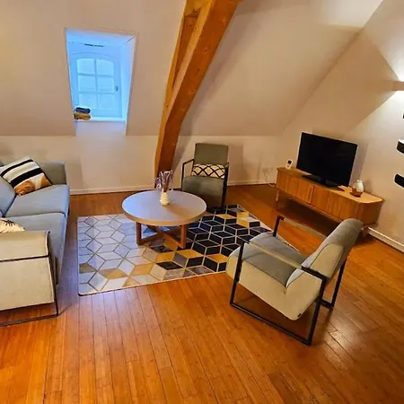 Duplex A Le Caractr *